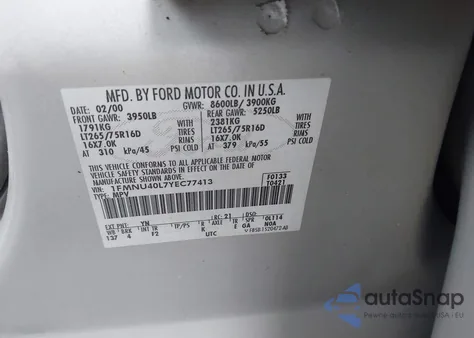 2000 Ford Excursion Xlt из США, поврежденный, VIN 1FMNU40L7YEC77413